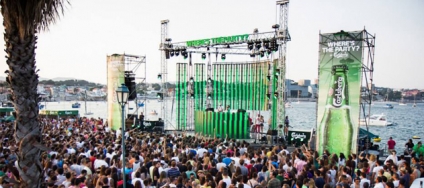 'Where's the party' da Carlsberg regressa a Portugal em dose dupla
