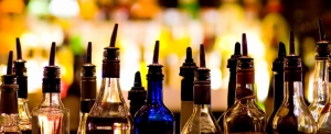 Empresas de bebidas pedem reabertura de bares e discotecas