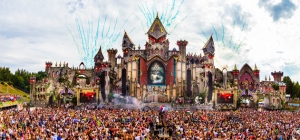 Tomorrowland: Festivaleiros portugueses representam país no maior festival do mundo